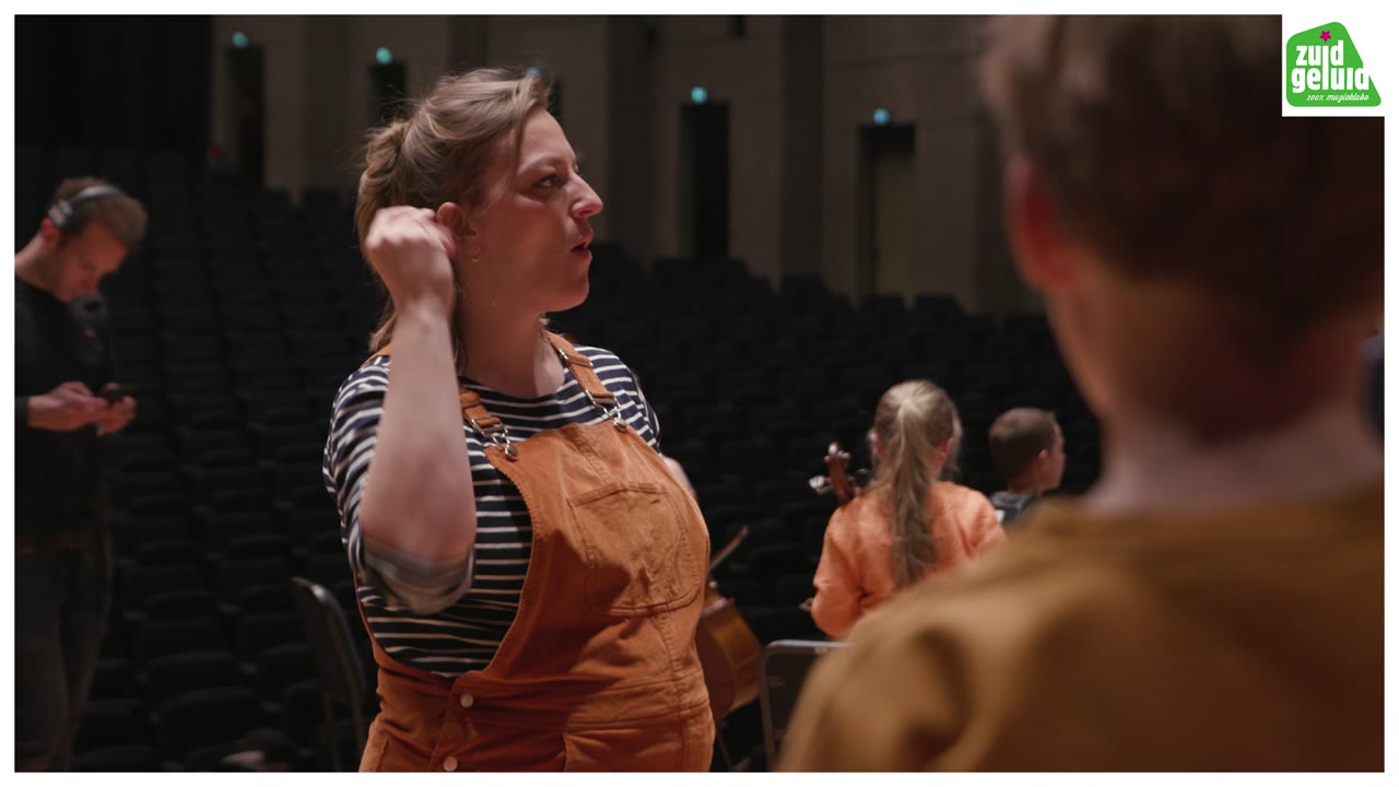 Kinderen zingen tijdens Iedereen Zingt!